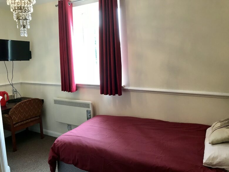 The Jolly Drayman Pub And Hotel