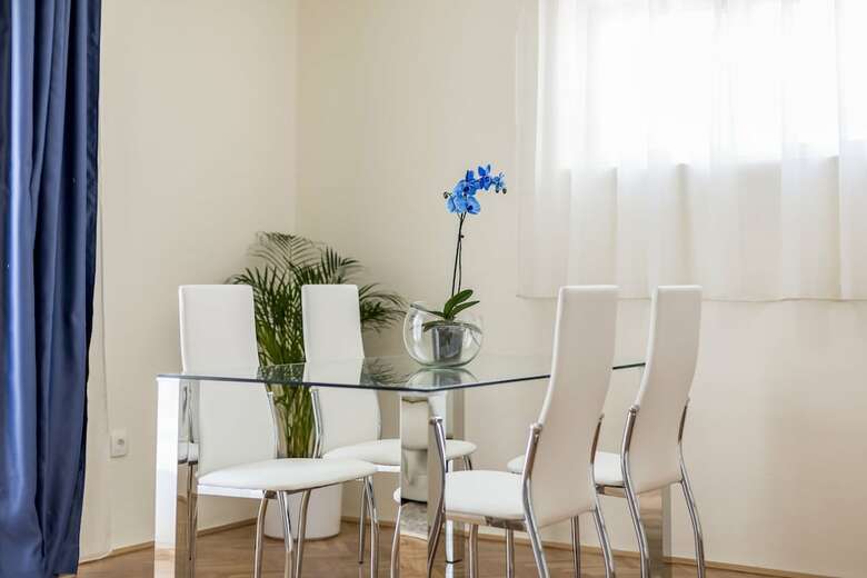 Mise Luxury Apartments