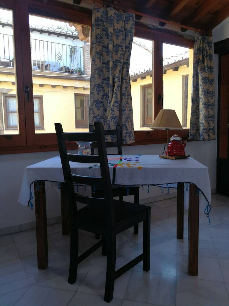 Vista Alhambra Apartamentos