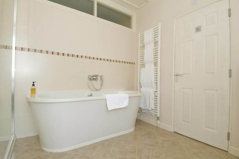 Bed & Breakfast Detmore House