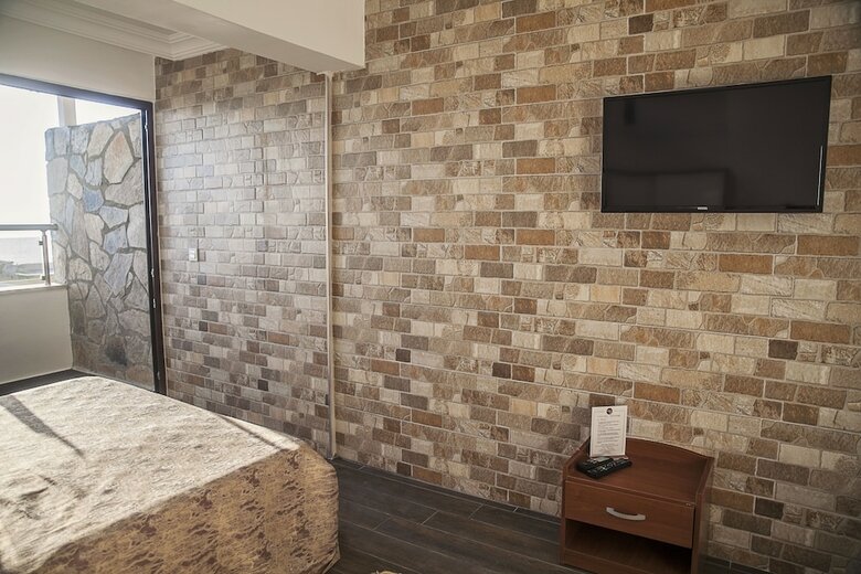 Stone Hotel
