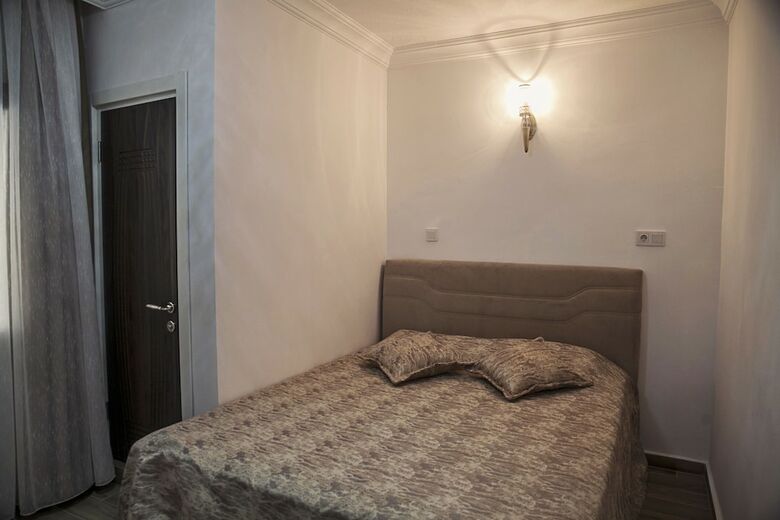 Stone Hotel