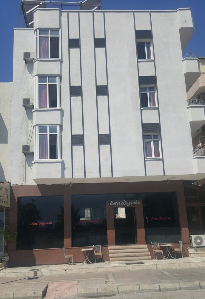 Hotel Bayrakli Otel