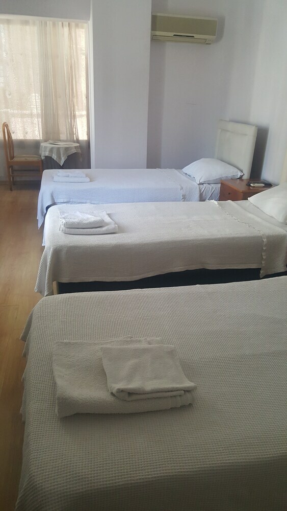 Hotel Bayrakli Otel