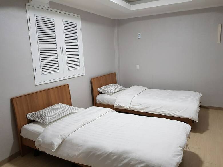 Gyeong's Family Hotel