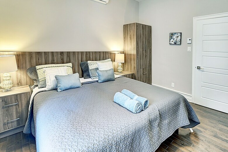 Apartamentos Plateau Prime Suite Plus A.c. Parking
