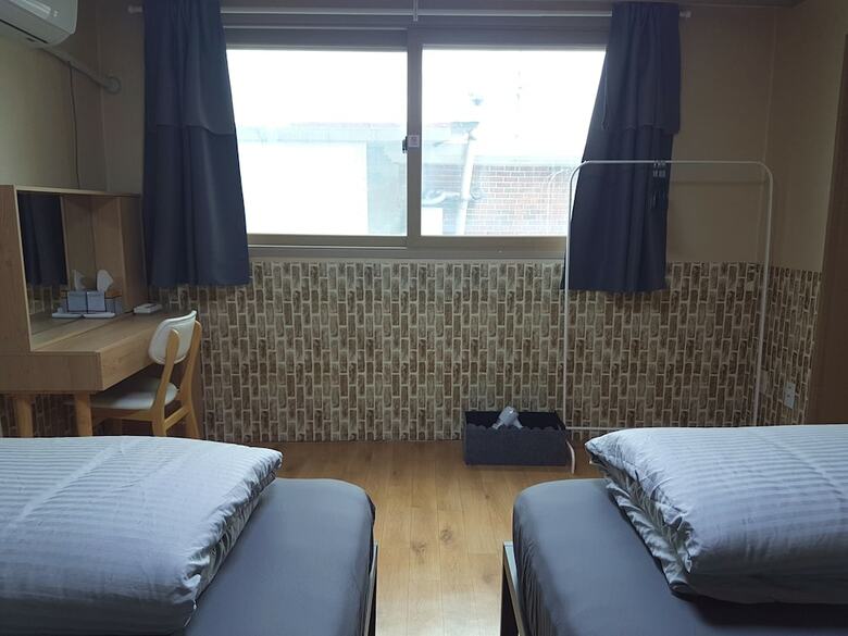 Hotel Takustay Sinchon