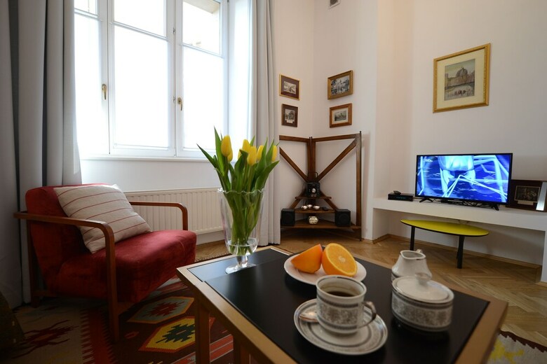 Apartamentos Crystal Suites Old Town