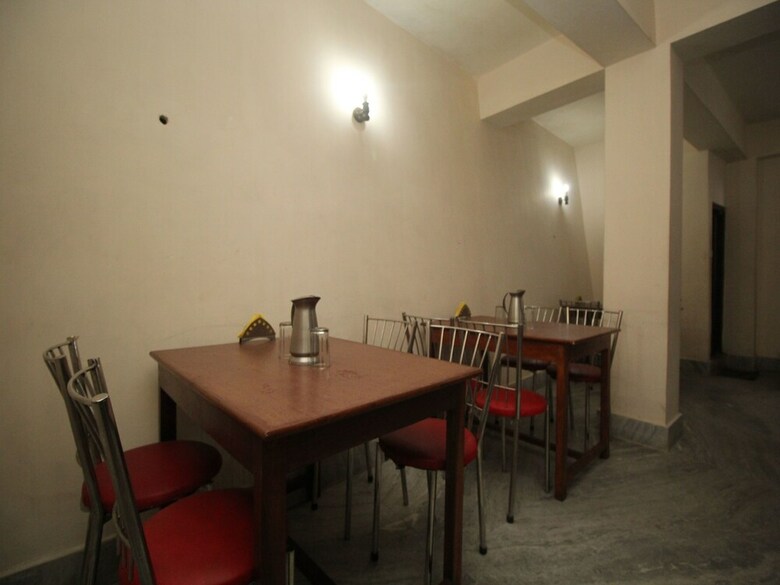 Oyo 7620 Hotel Yukim Residency