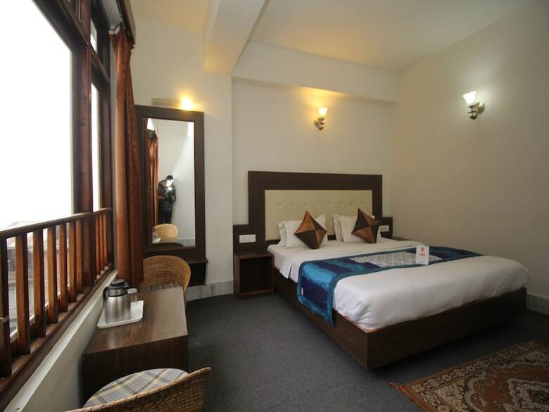 Oyo 7620 Hotel Yukim Residency