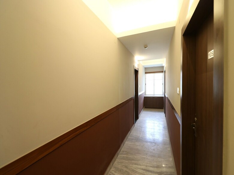 Hotel Oyo 13167 Nirvana Lodge