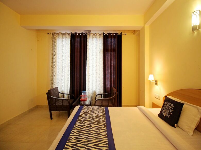 Oyo 14958 Hotel Purnima