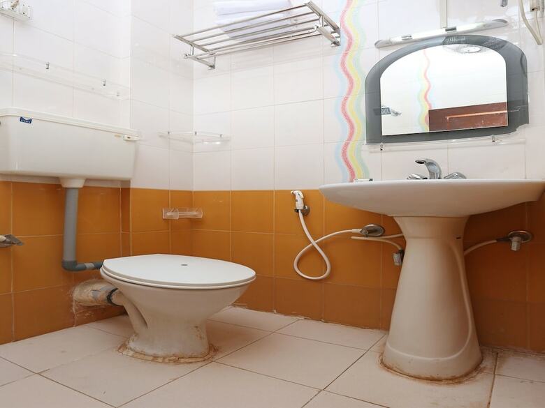 Hotel Oyo 3072 Royal Villa