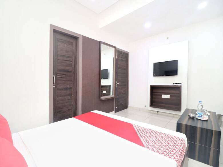 Oyo 15005 Hotel K-homes
