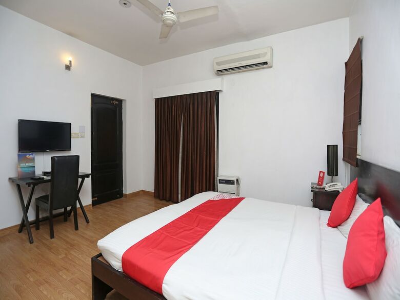 Hotel Oyo 14999 Crossroads Woodbridge