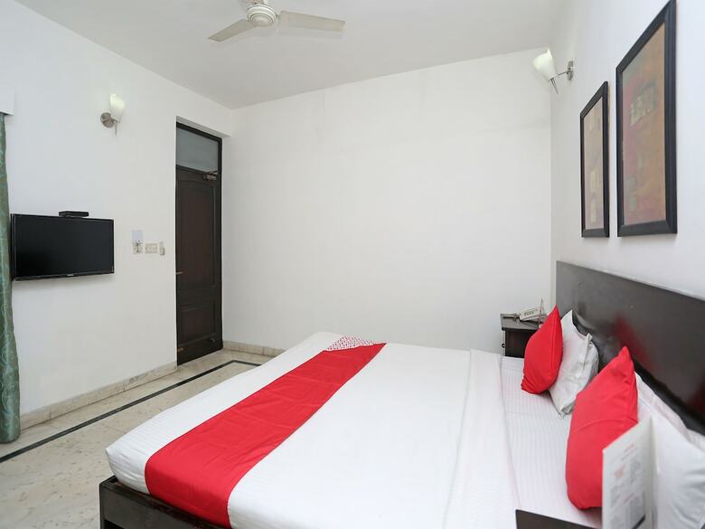 Hotel Oyo 14999 Crossroads Woodbridge
