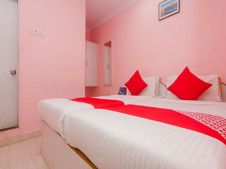 Oyo 13471 Hotel Homestay