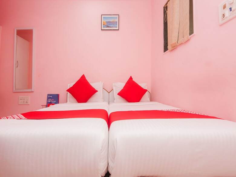 Oyo 13471 Hotel Homestay