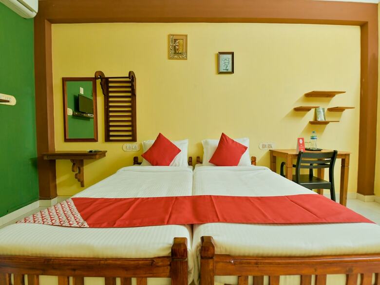 Hotel Oyo 14342 Happy Rooms