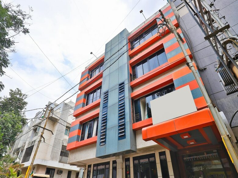 Oyo 13398 Hotel Relish