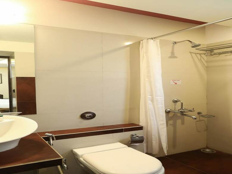 Hotel Oyo 4264 Jog Centre