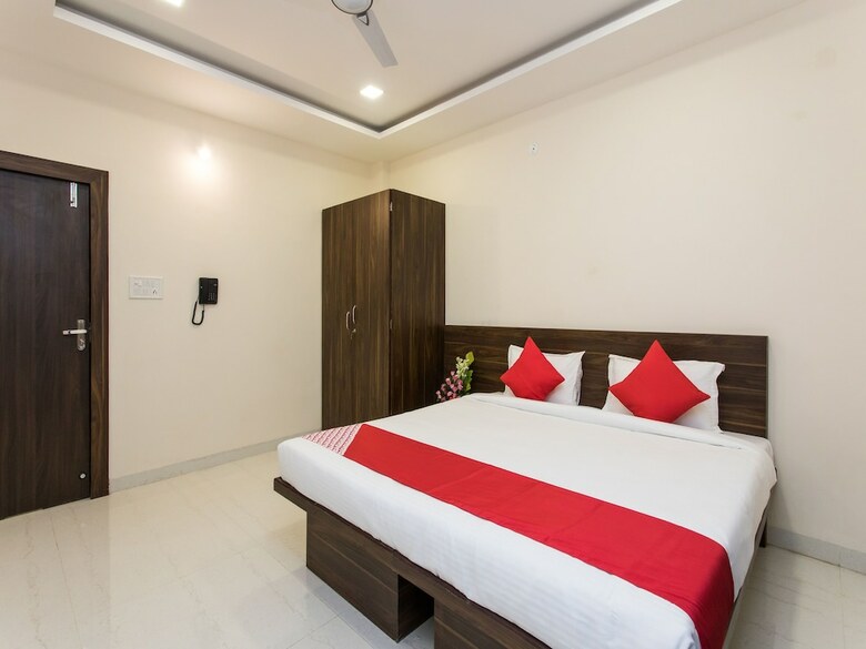Oyo 15823 Hotel Richmond Inn