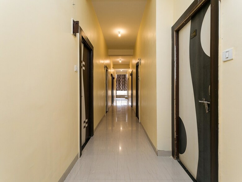 Oyo 6292 Hotel Laxmi Niwas