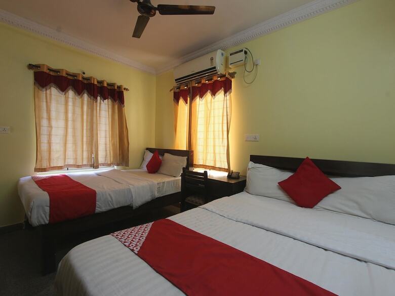Hotel Oyo 15926 New Golden Residency