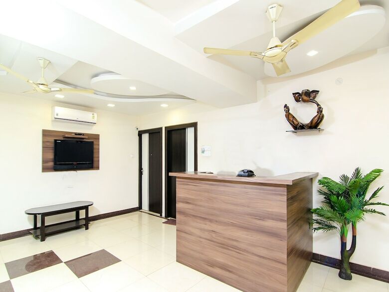 Oyo 13932 Hotel Pushpanjali