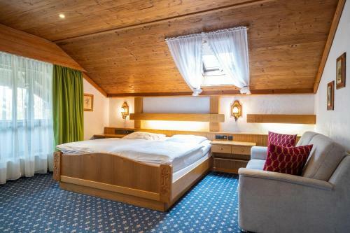 Hotel Alpina