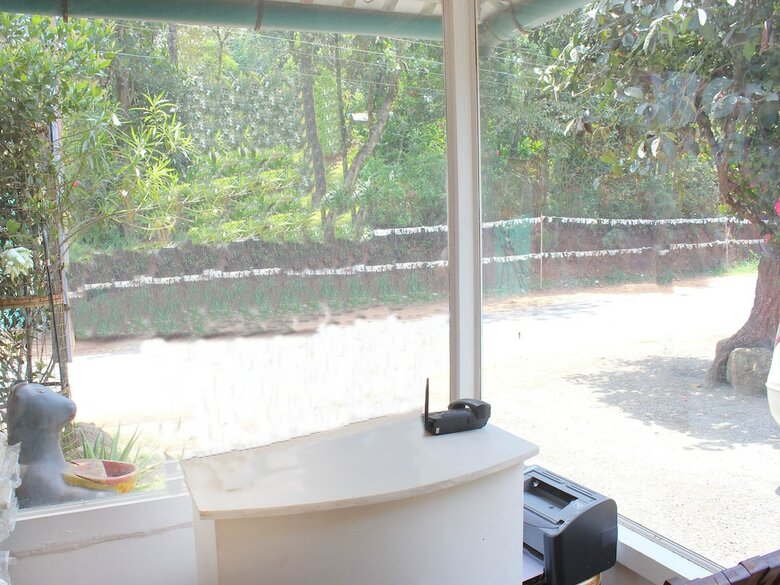 Hotel Oyo 14135 Ashly's Residency