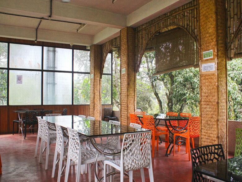 Hotel Oyo 14135 Ashly's Residency