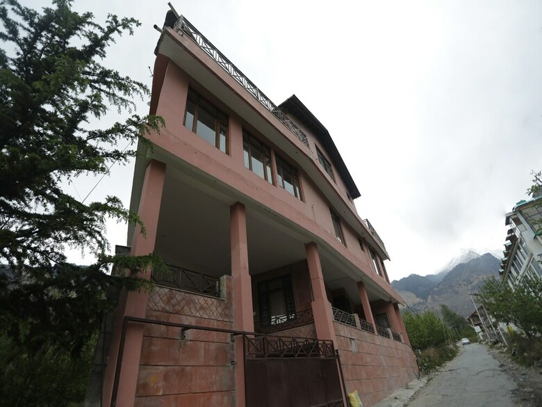 Hotel Oyo 14321 Home Studio Mount View Rohtang Highway