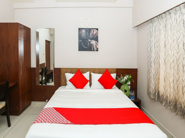 Hotel Oyo 15220 Jn Stay