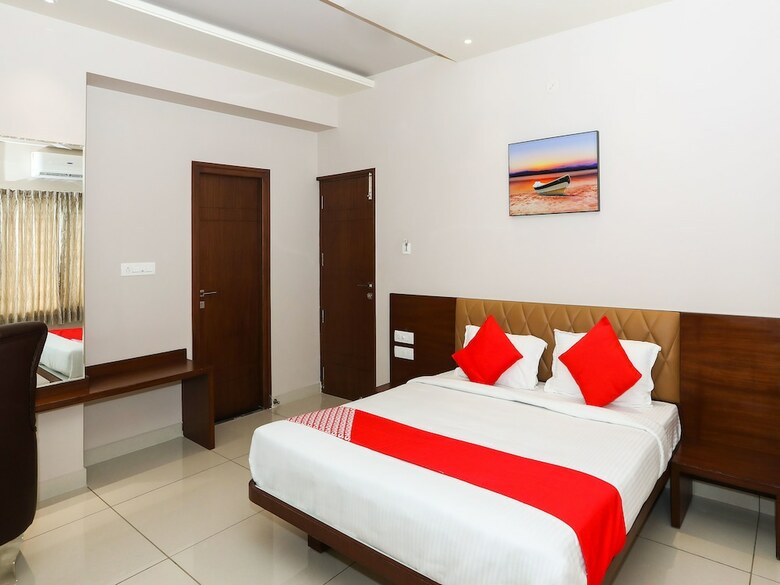 Hotel Oyo 15220 Jn Stay