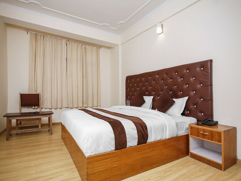 Oyo 11388 Hotel Dimbir Regency