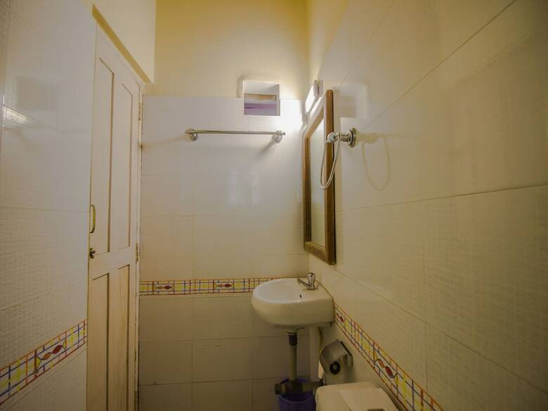 Hotel Oyo 13401 Home Beach Side 1bhk Calangute