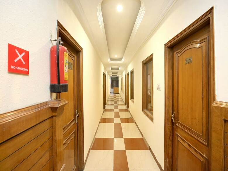 Oyo 14029 Hotel Yogesh
