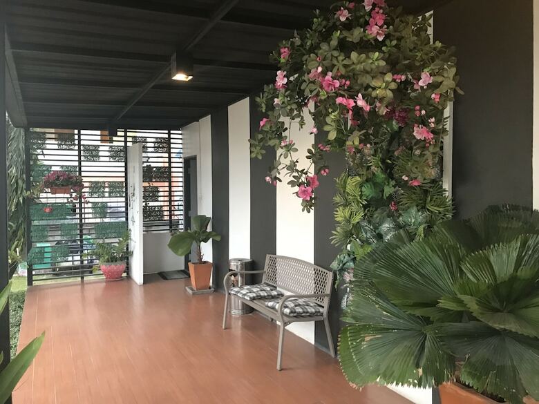 Hotel Grand Esie Service Apartment