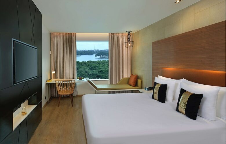 Hotel Radisson Bengaluru City Center