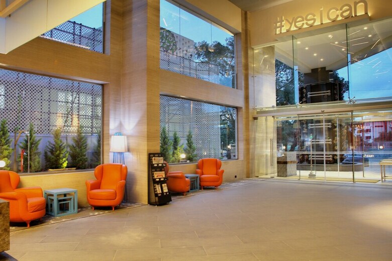 Hotel Radisson Bengaluru City Center