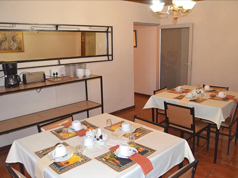 Hotel Esme's Guest House