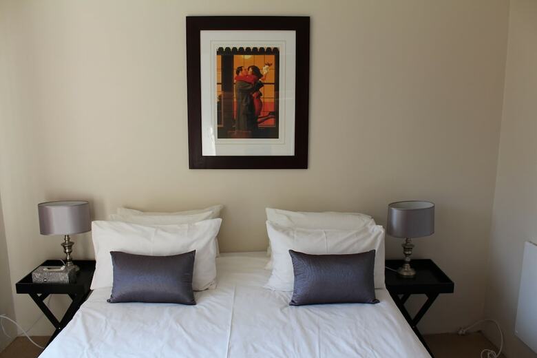 Hotel Vair's Place
