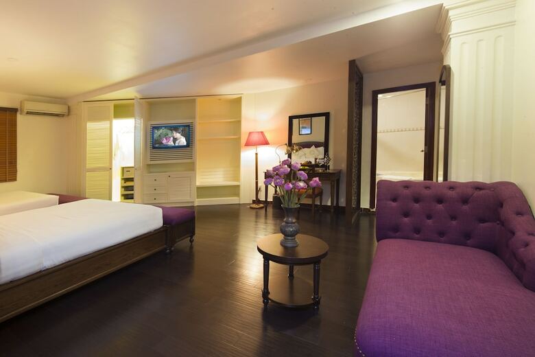 Alagon Central Hotel & Spa