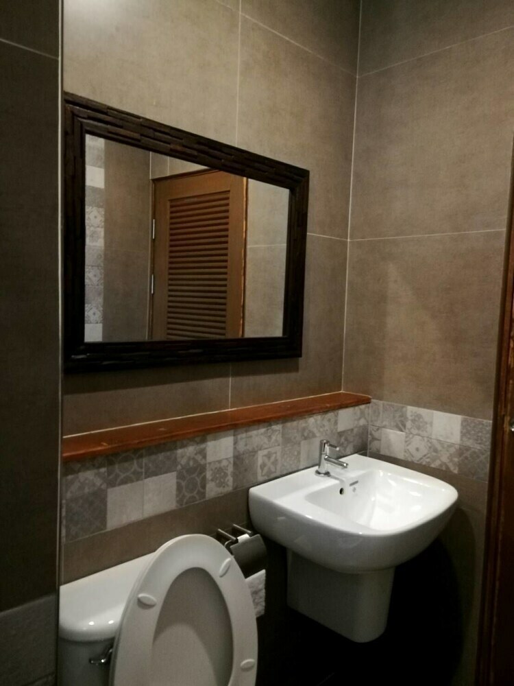Hotel Baan Phuchalianglom