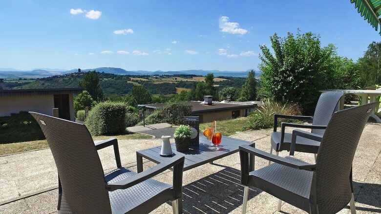 Vvf "villages Les Volcans D'auvergne" Parent