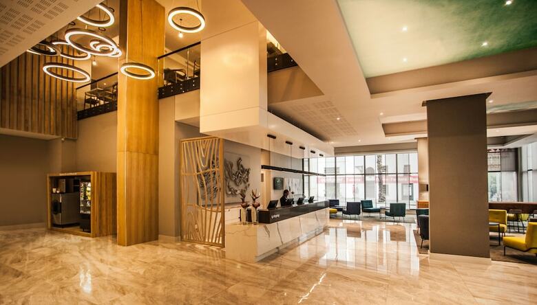 Hotel Stayeasy Cape Town City Bowl