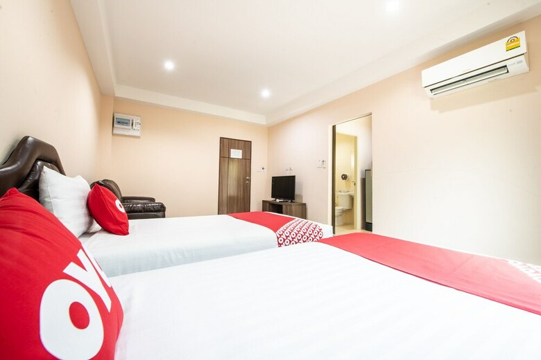 Hotel Oyo 334 Pk Park