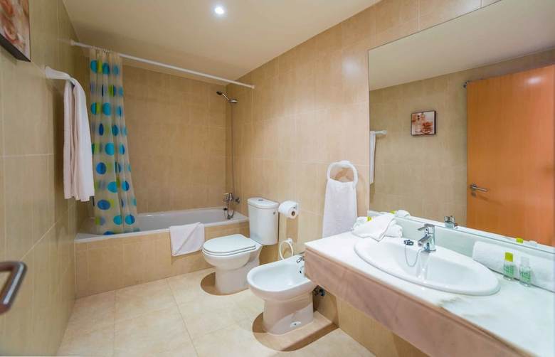 Aparthotel Apartamentos Adaria Vera