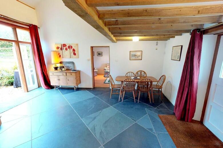 Buckland Brewer Cob Barn 2 Bedrooms